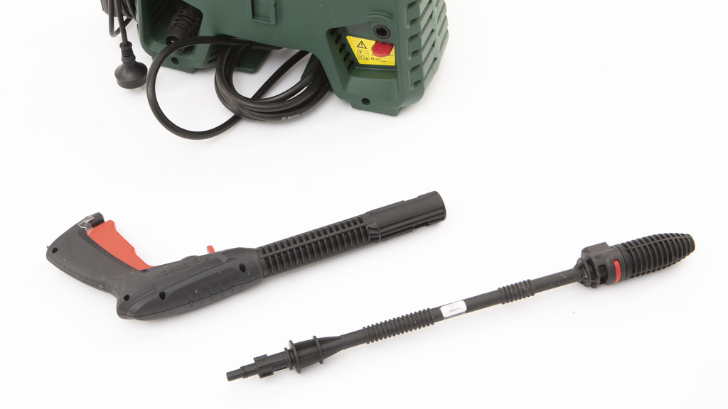 Bosch EasyAquatak 120 Review | Pressure cleaner | CHOICE