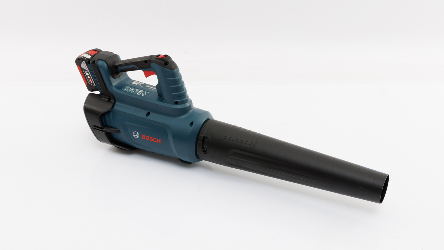 Bosch Professional Cordless Leaf Blower + 18V 5.0Ah Starter Kit GBL 18V-750