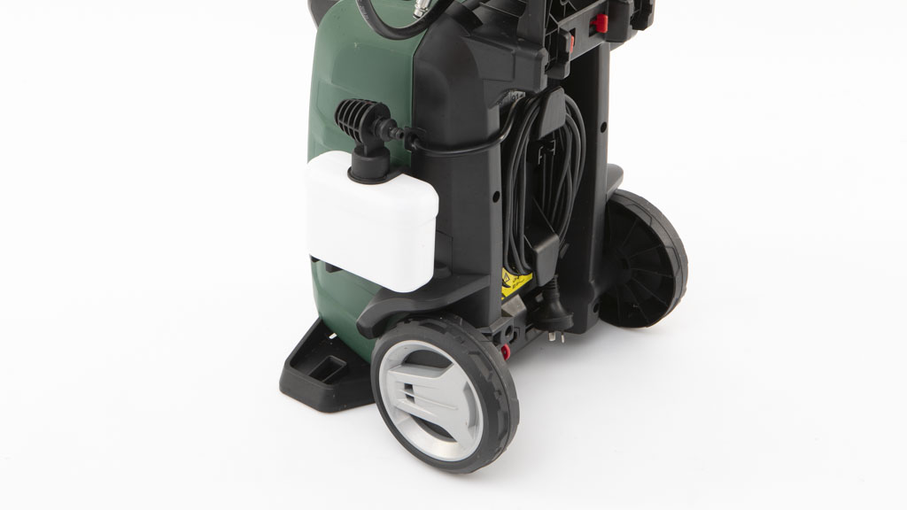 Bosch UniversalAquatak 125