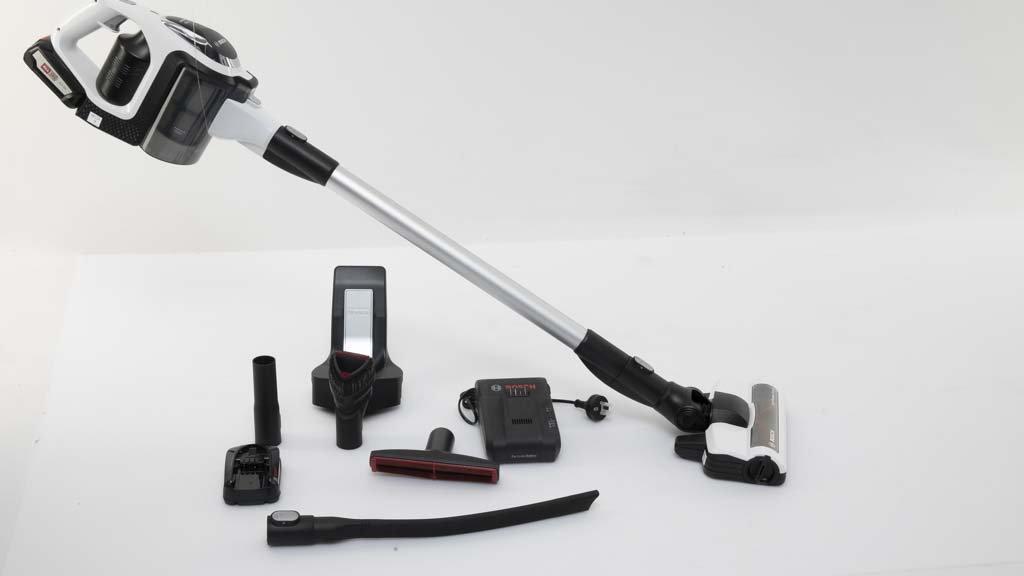 Bosch Unlimited Serie 8 BBS1224AU Review Stick and cordless vacuum