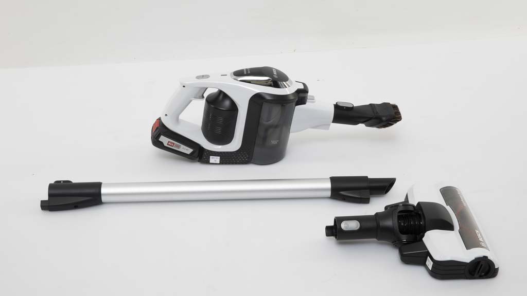 Bosch Unlimited Serie 8 BBS1224AU Review Stick and cordless vacuum