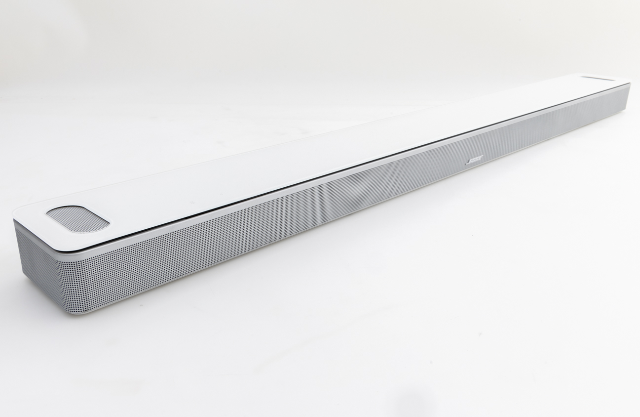 Bose Smart Ultra soundbar white