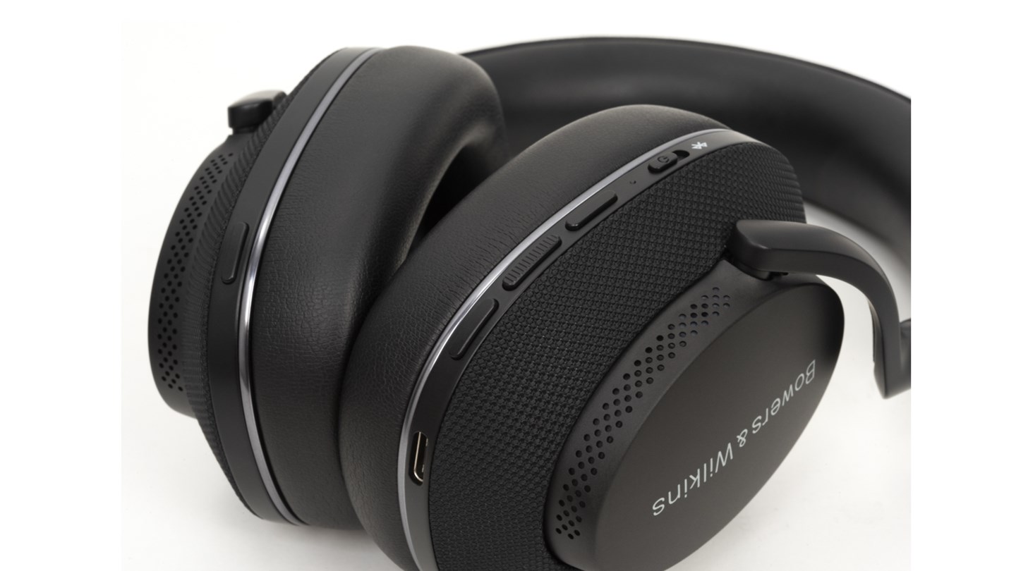 Bowers and Wilkins Px7 S2e Review Headphones and earphones CHOICE