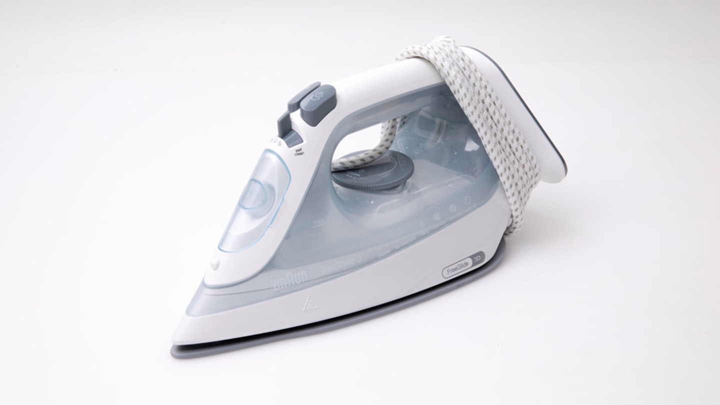 Braun TexStyle 3 Steam Iron SI 3054 GY Review | Steam iron | CHOICE