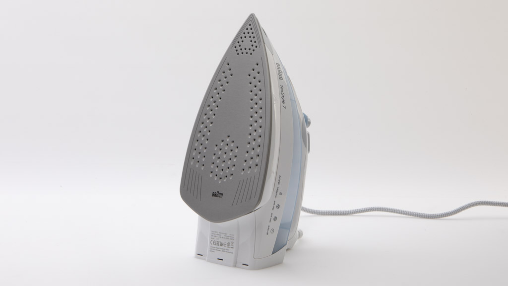 Braun TexStyle 7 steam iron TS 725 A