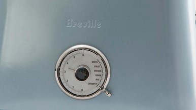Breville The Toast Select Luxe BTA735BBG