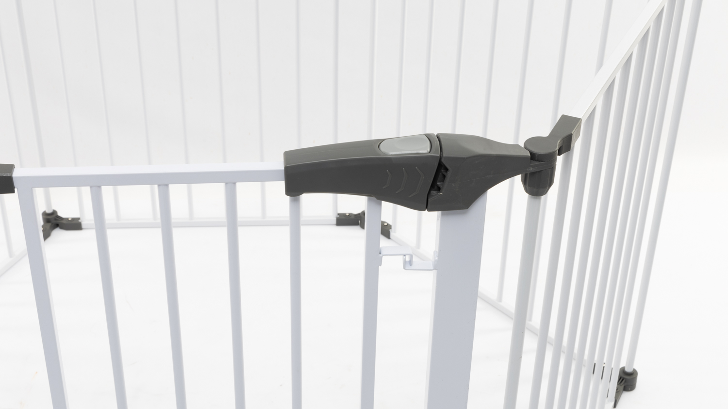 Bubbli 3-in-1 Playpen BB31PLYPENA carousel image