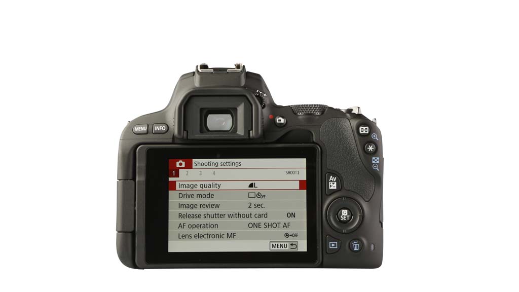 Canon EOS 200D