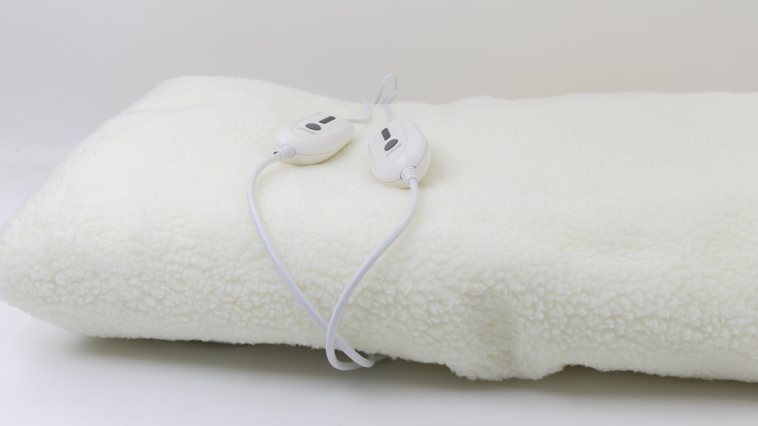Celcius Fleece Fitted Electric Blanket CELEBFFQ Review Electric