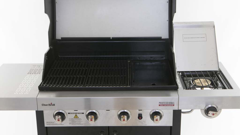 CharBroil Professional 4 burner enamel BBQ PROF4400B Review BBQ CHOICE
