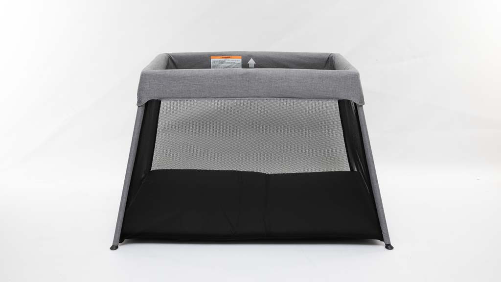 Childcare Outta Travel Cot 079102N-385