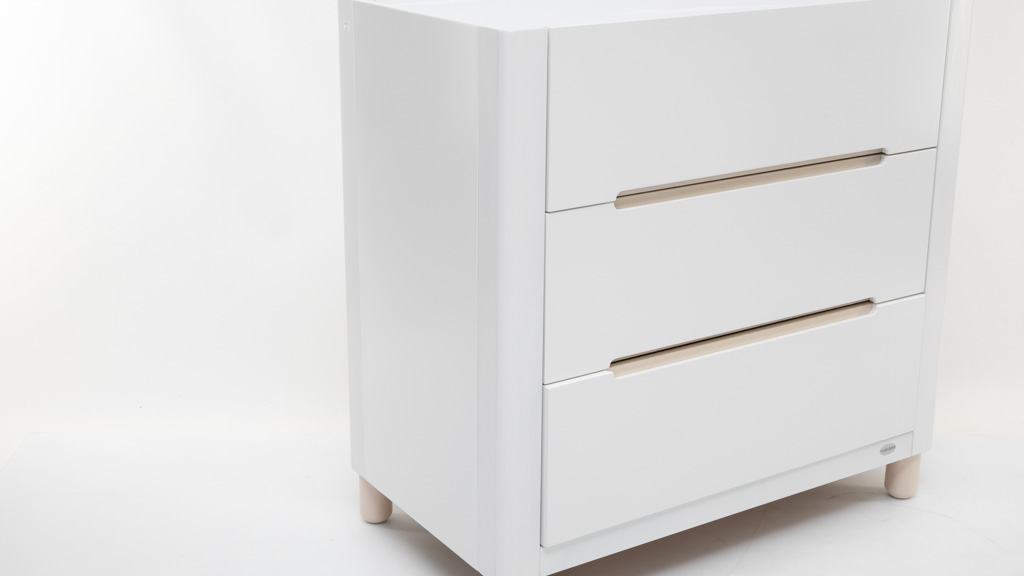 Cocoon Allure Change Table