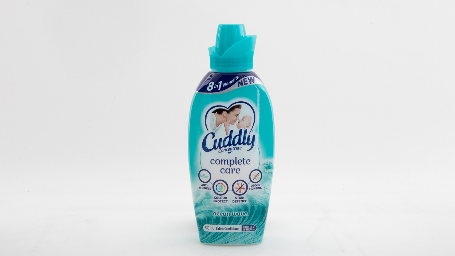 Cuddly Concentrate Complete Care Ocean Wave Fabric Conditioner carousel image