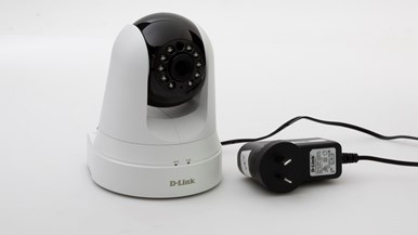 D-Link DCS-5020L Wireless N Day u0026 Night Pan/Tilt Cloud Camera