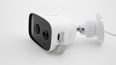 D-Link Full HD Outdoor Wi-Fi Spotlight Camera with built in Smart Home Hub (DCS-8630LH)