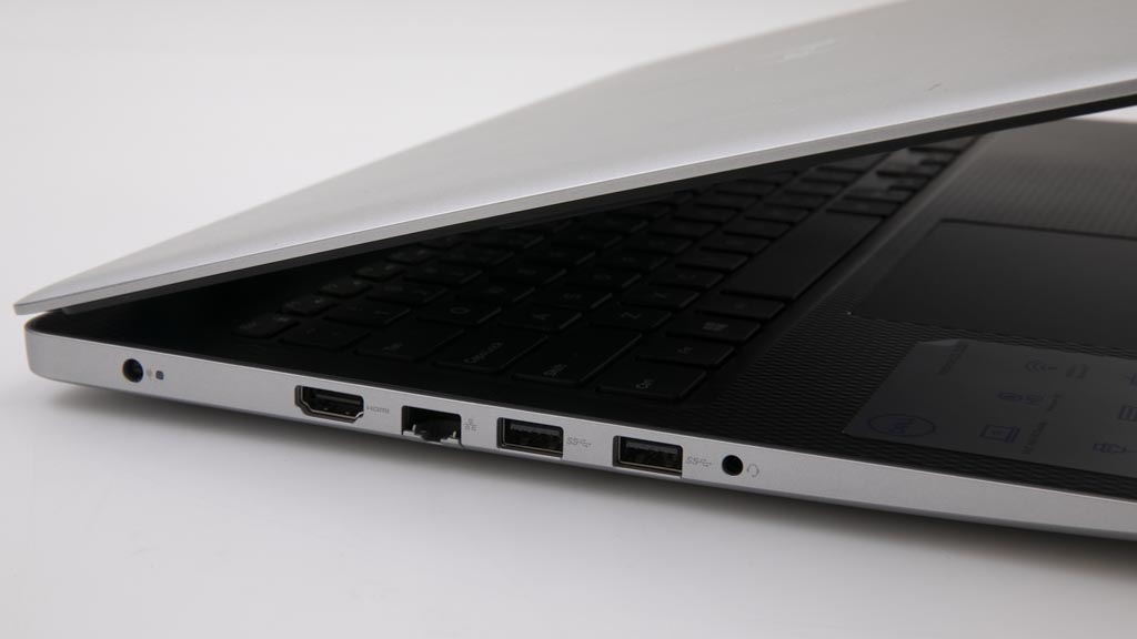 Dell Inspiron 15 3000 (3593)