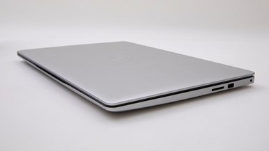 Dell Inspiron 15 3000 (3593)