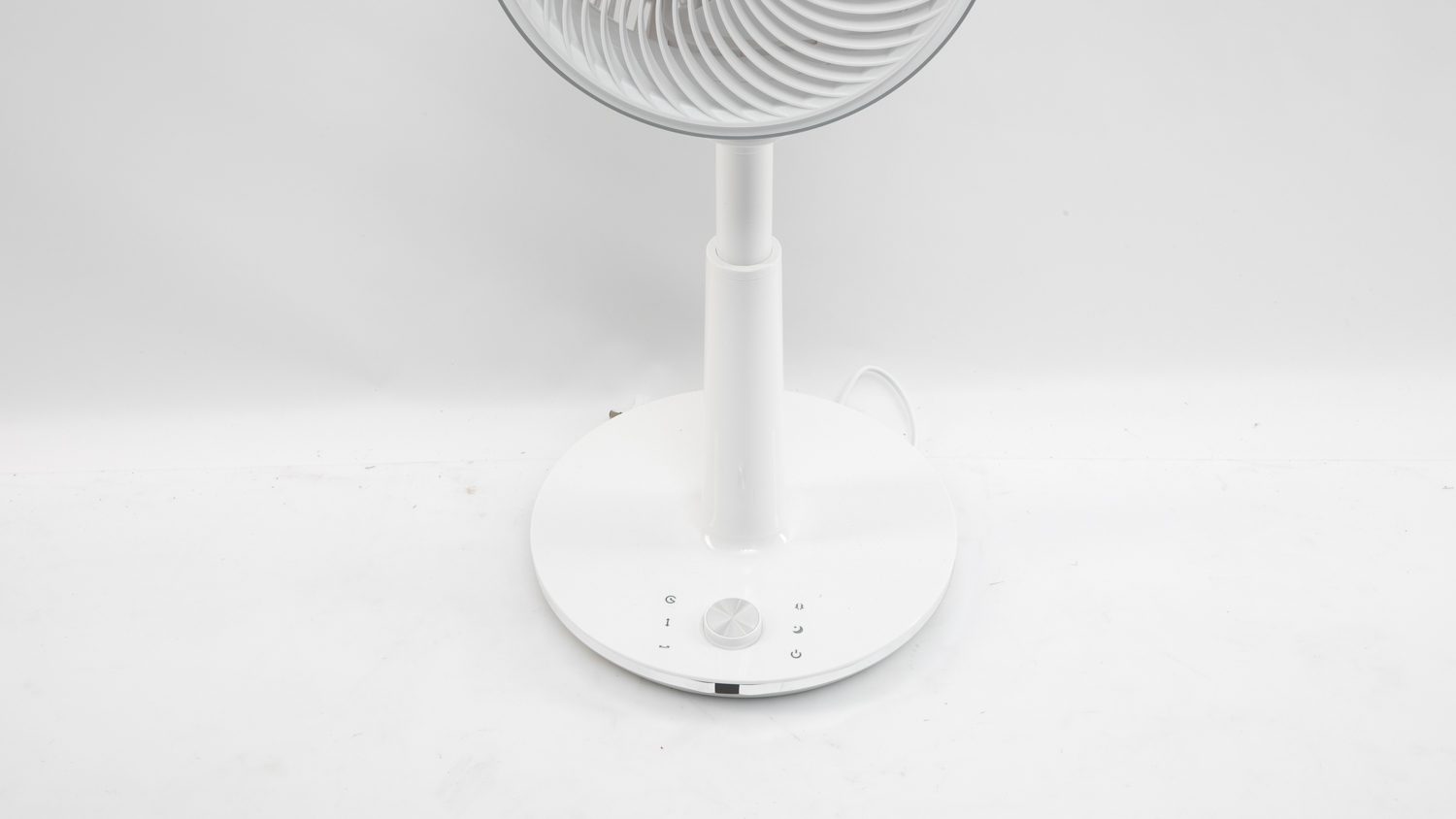 DeLonghi Air Circulator Fan with 3D Oscillation DEAPF20.WH