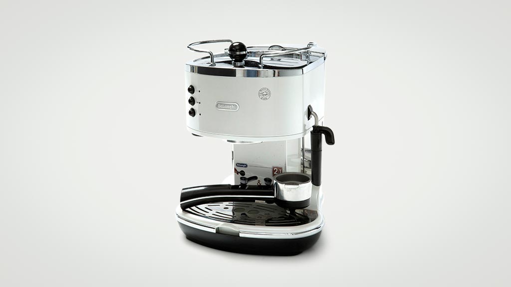 DeLonghi Icona ECO310.W Review | Home espresso coffee machine | CHOICE