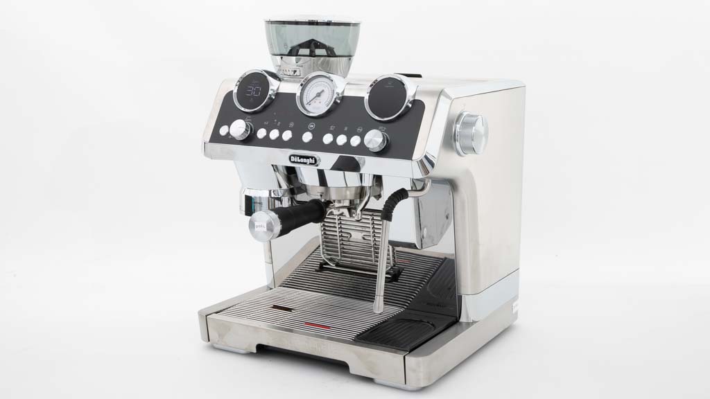 DeLonghi La Specialista Maestro EC9665.M Review Home espresso coffee machine CHOICE