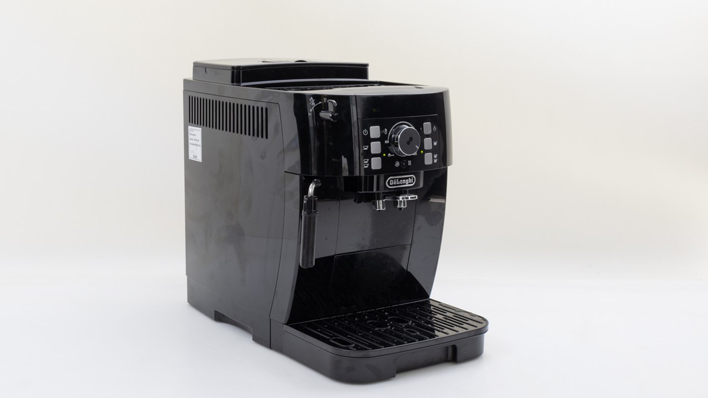 DeLonghi Magnifica ECAM12.122 Review Best automatic espresso machines