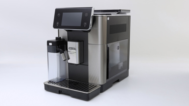 DeLonghi PrimaDonna Aromatic Fully Automatic Coffee Machine