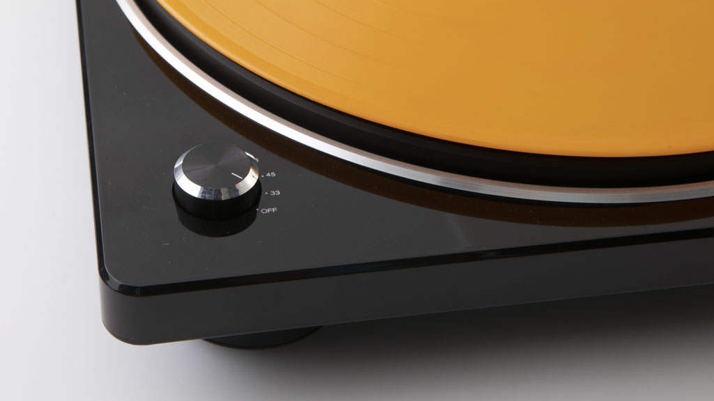 Denon DP-400