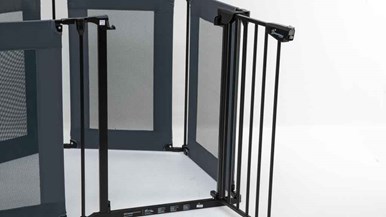 Dreambaby Brooklyn Converta Play-Pen Gate with mesh sides F2031