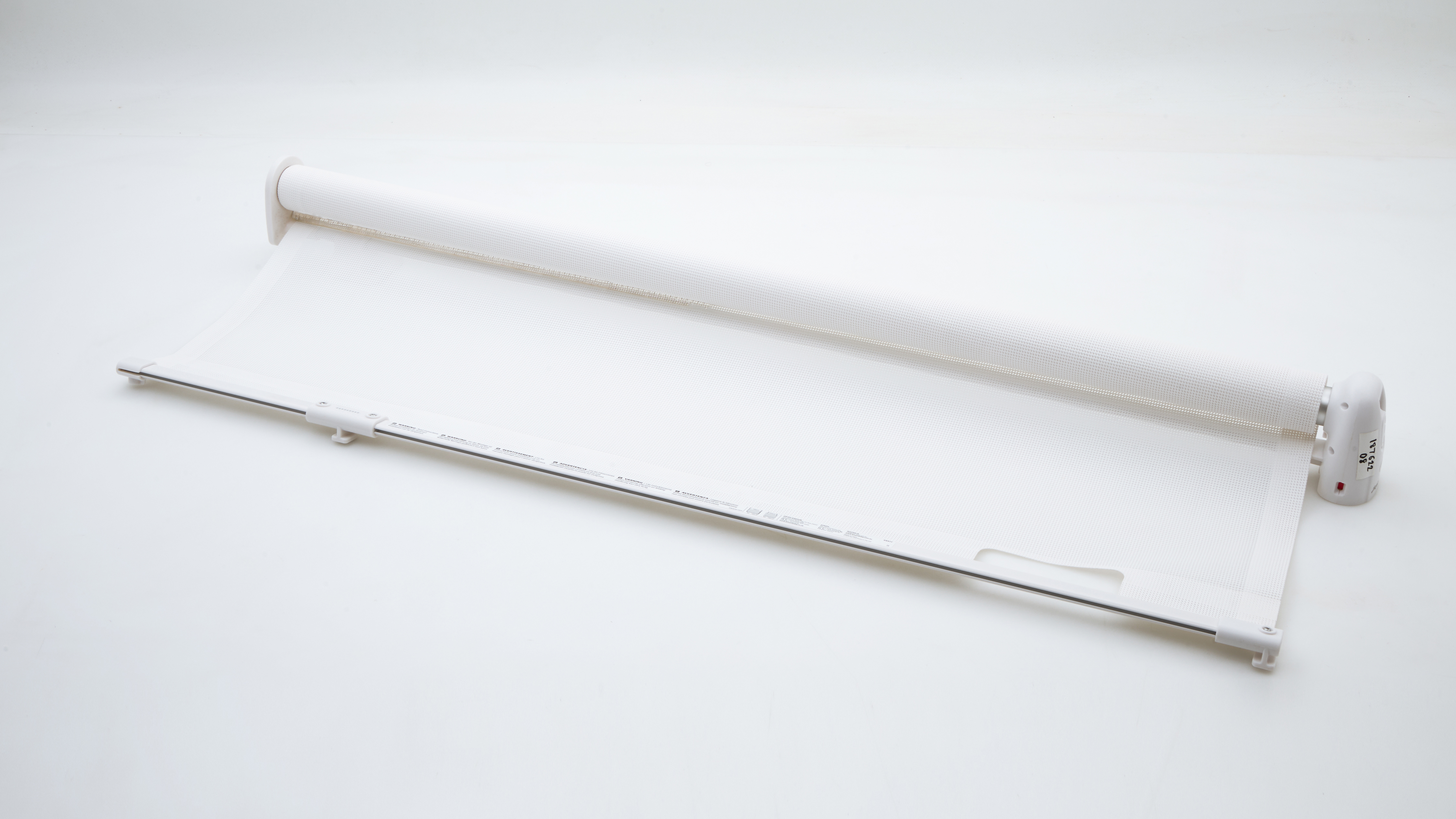 Dreambaby Glide 'N Hide Xtra-Tall Retractable Gate G9377