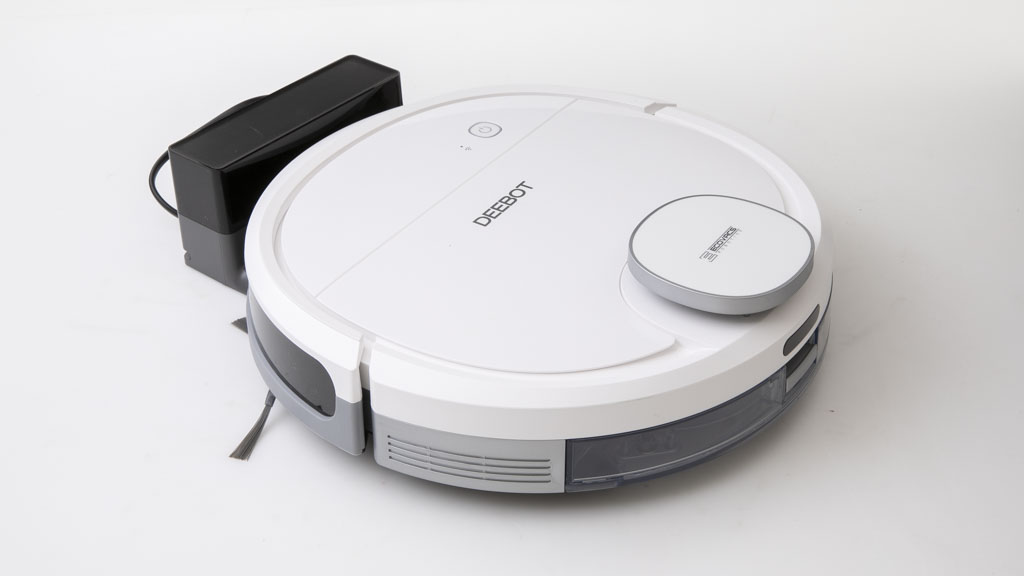 Ecovacs Deebot Ozmo 900 DN5G Review | Robot vacuum cleaner | CHOICE