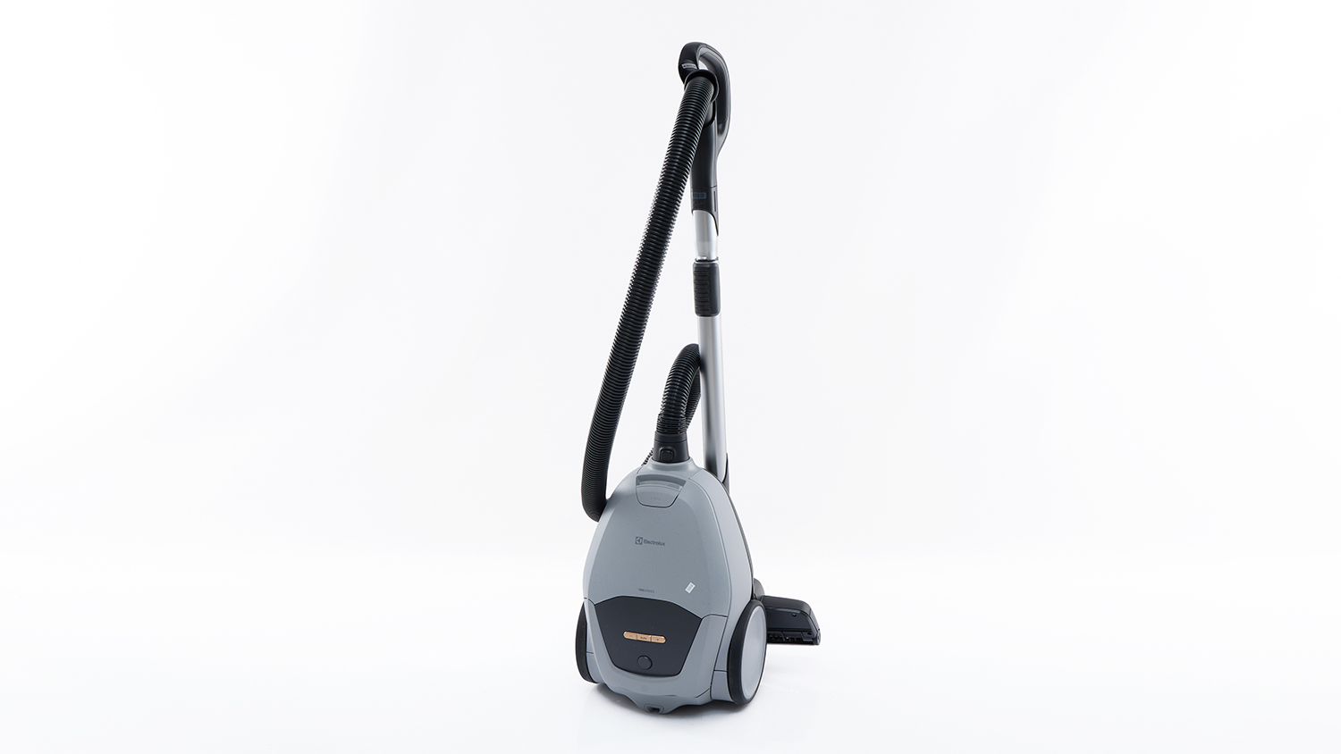 Electrolux 700 Silent Bagged Vacuum Cleaner EFB72123UG