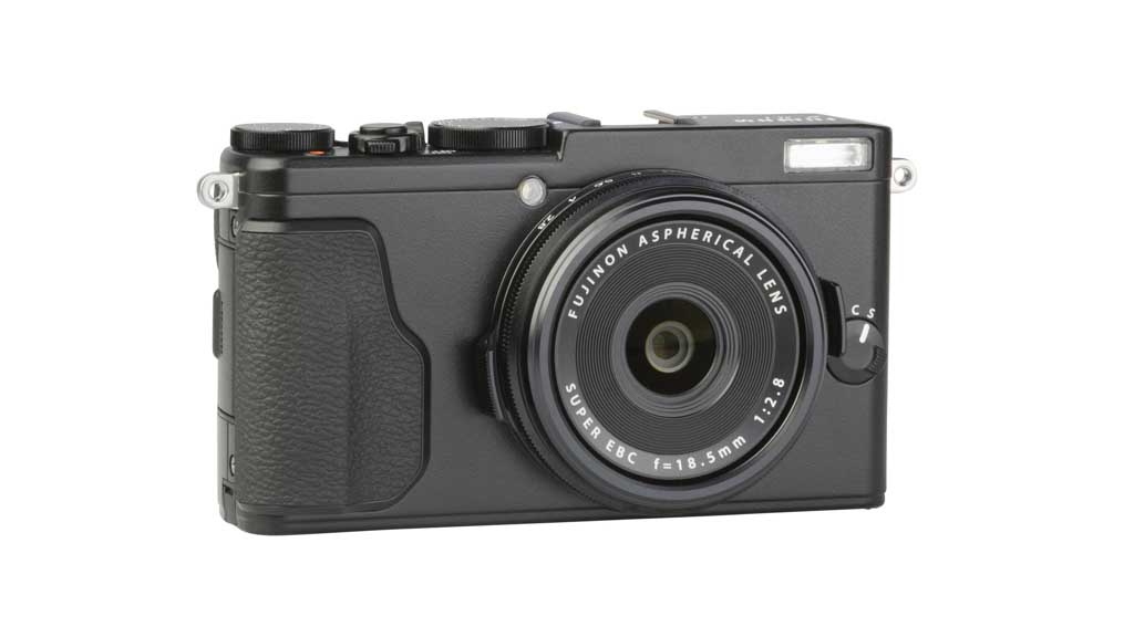 Fujifilm X70