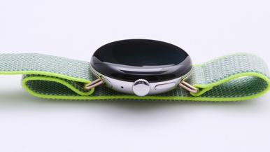 Google Pixel Watch 4 41mm Wi-Fi with Performance Loop band, Wintergreen