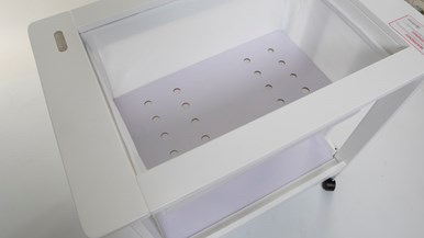 Grotime Papoose CR2 bassinette and CR1 stand