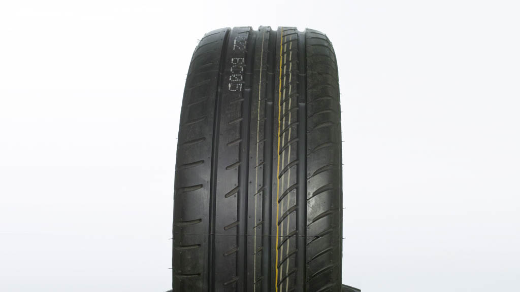 Gt Radial Champiro Uhp1 21550r17 Review Car Tyre Choice