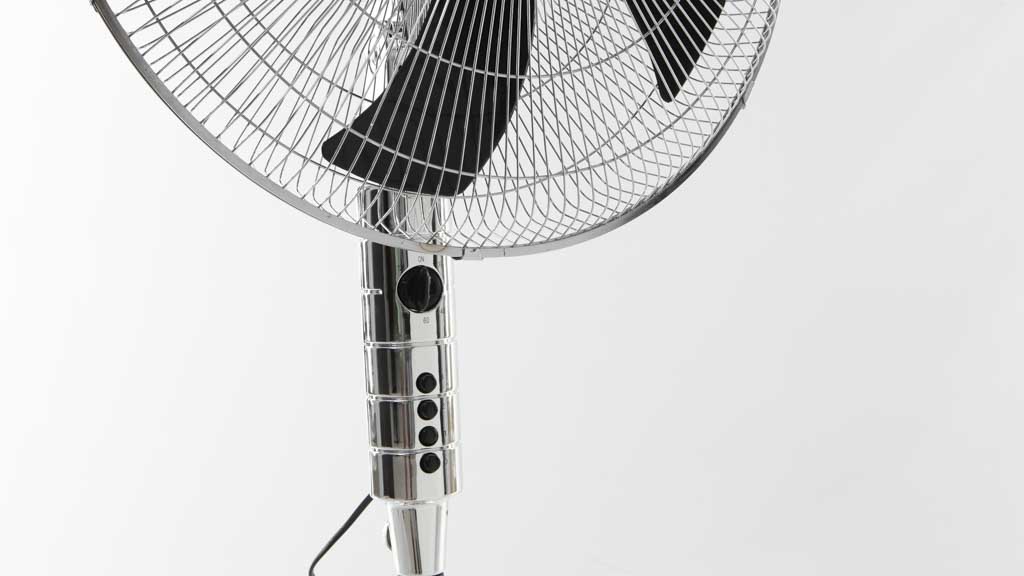 Heller 45cm Pedestal Fan Chrome PED45CG