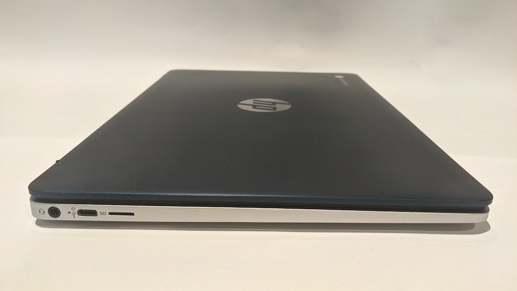 HP Chromebook 14a-na008TU
