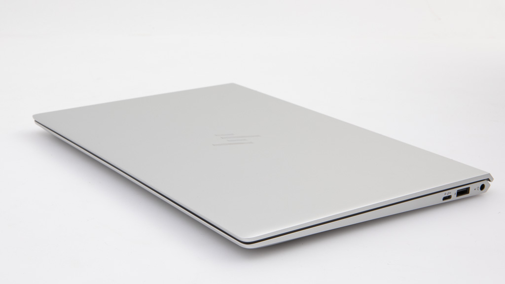 HP Envy 13-ad141TU