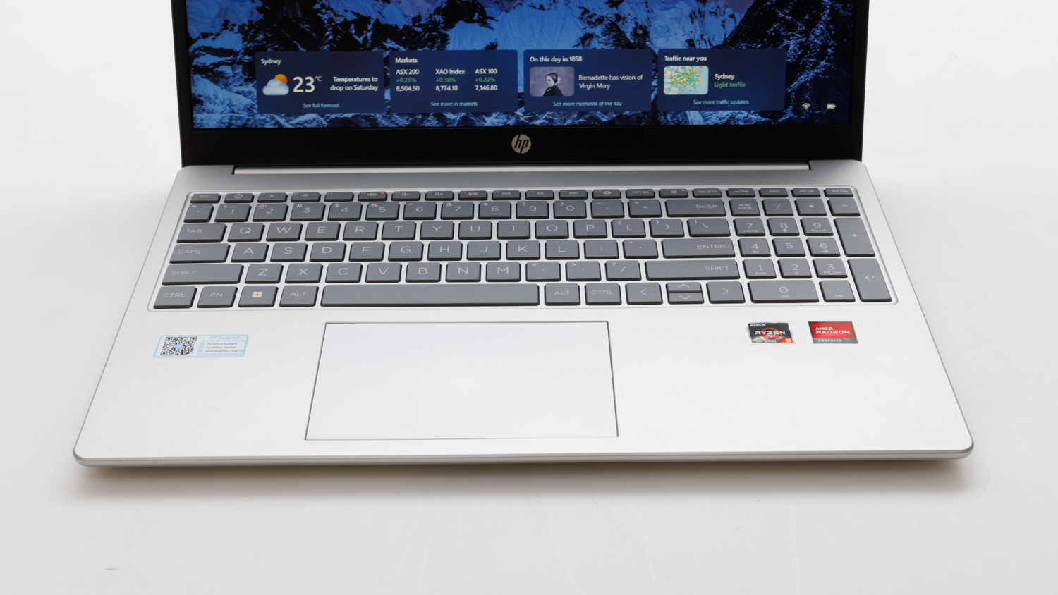 HP Laptop 15-fc0303AU