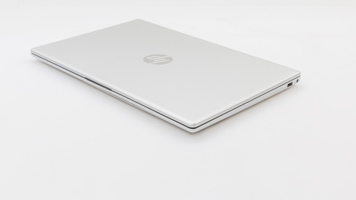 HP Laptop 15-fd1173TU