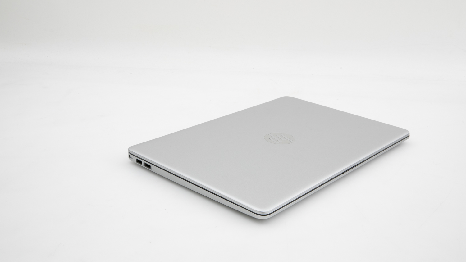 HP Laptop 15s-eq3033AU