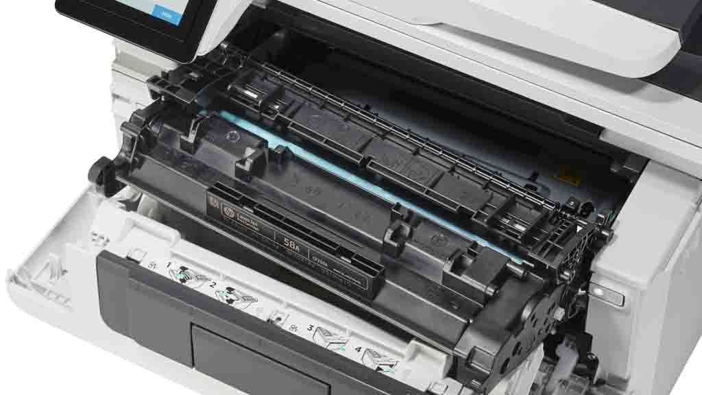 Как вставить картридж в hp laserjet pro 400 mfp