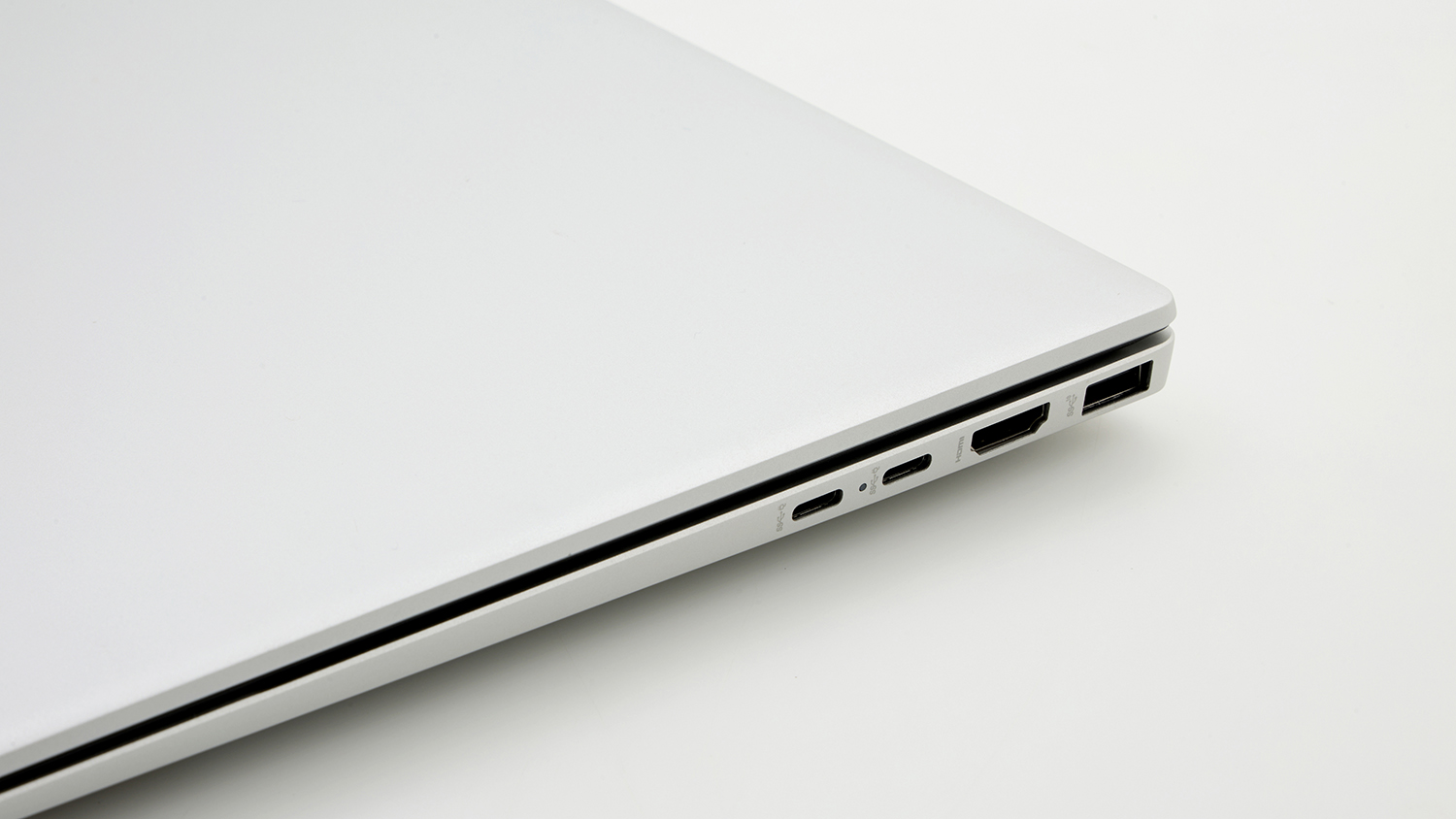 HP OmniBook 5 Laptop Next Gen AI 16-inch Laptop (16-ag1012AU)