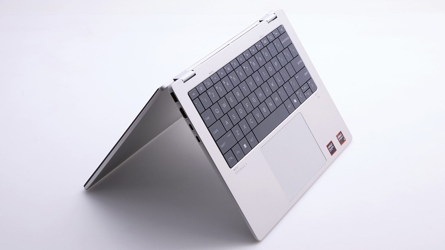 HP OmniBook X Flip Next Gen AI 14-fk0069AU