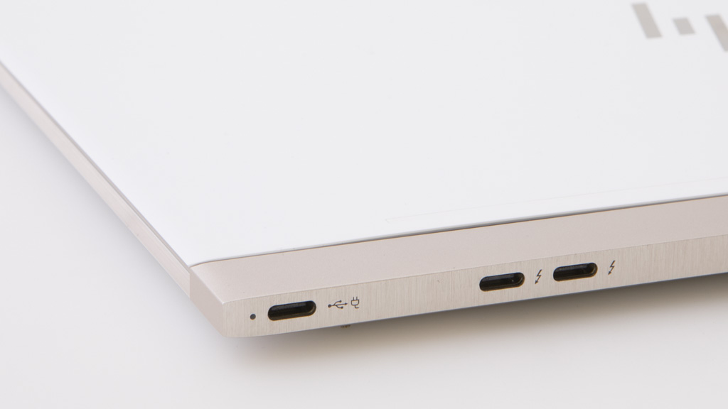 HP Spectre Laptop 13-af009TU
