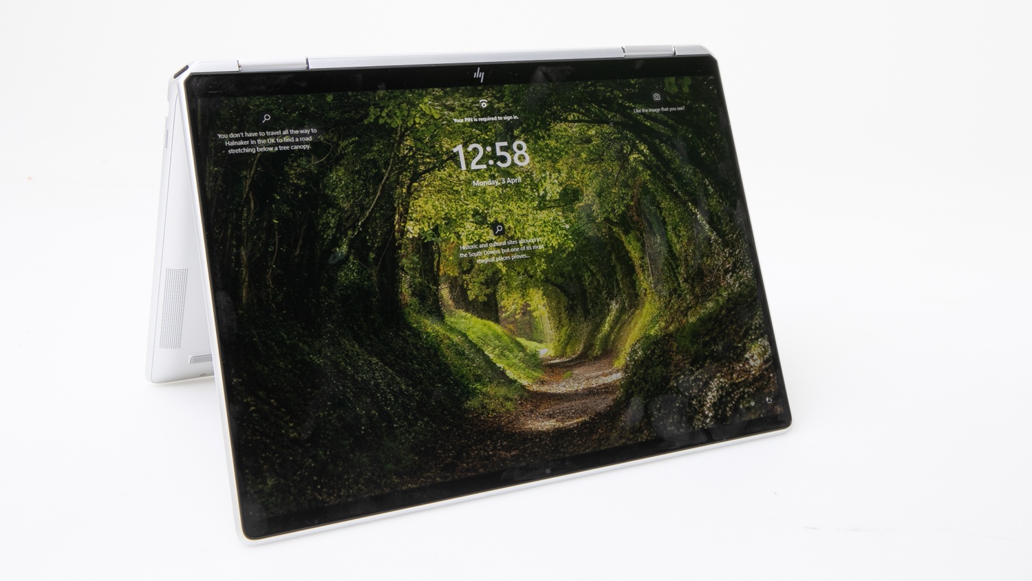 HP Spectre x360 2-in-1 Laptop 14-ef0002TU