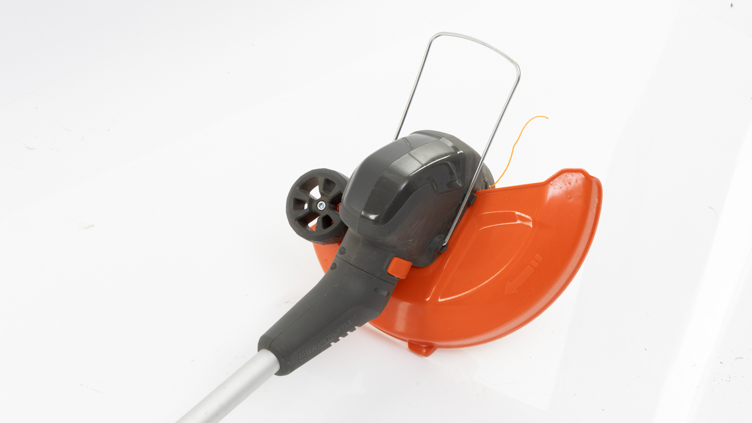 Husqvarna 110 iL with battery and charger