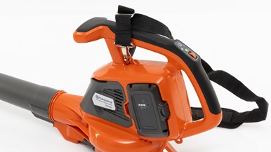 Husqvarna 120iBV with battery and charger