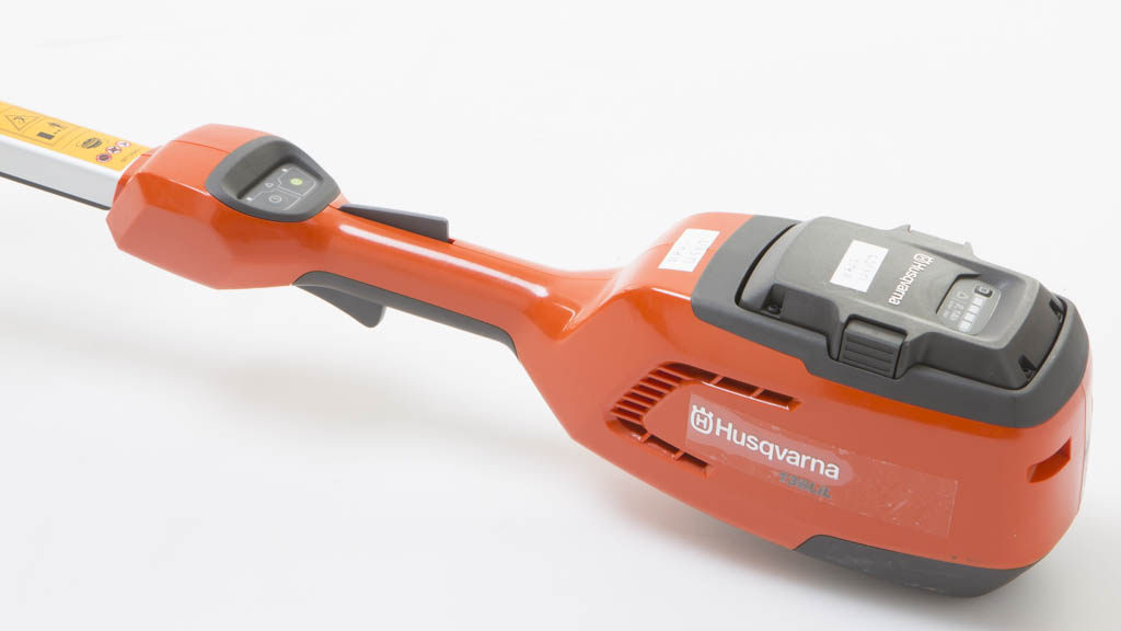 Husqvarna 136LiL