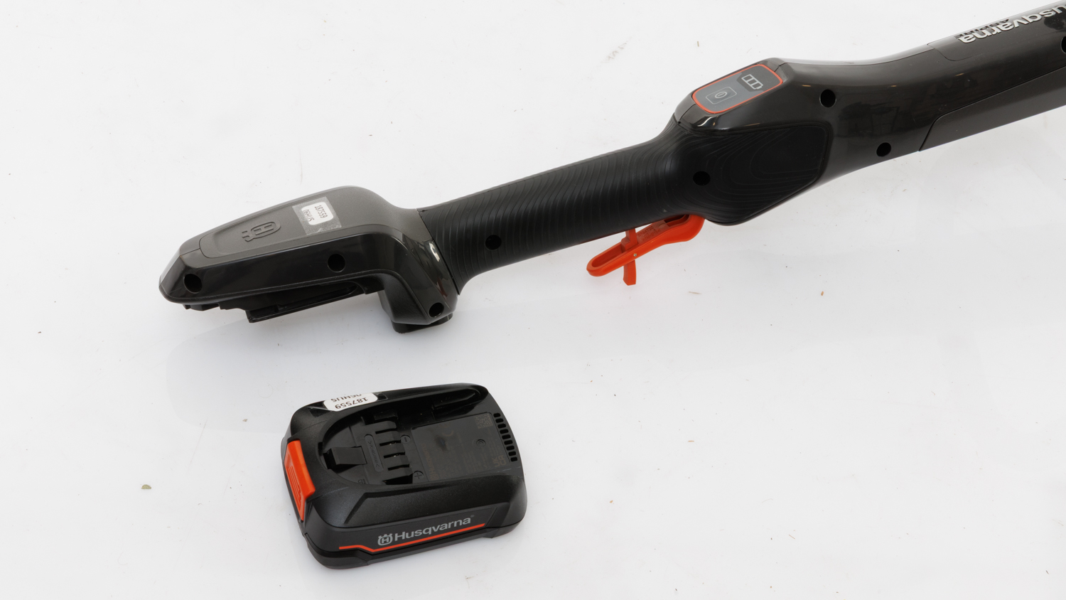 Husqvarna ASPIRE 18V 2.5AH Line Trimmer Kit (970620209)